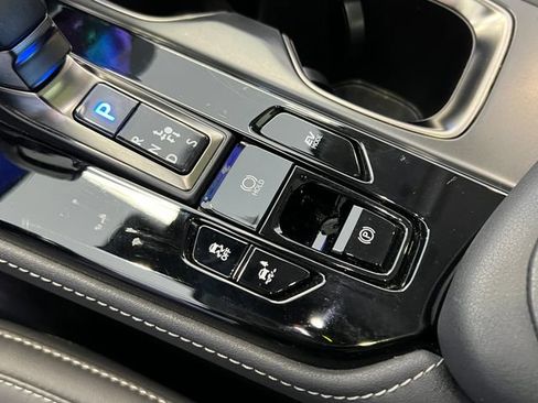 Used 2025 Lexus NX 350h AWD w/ Cold Area Package image 28