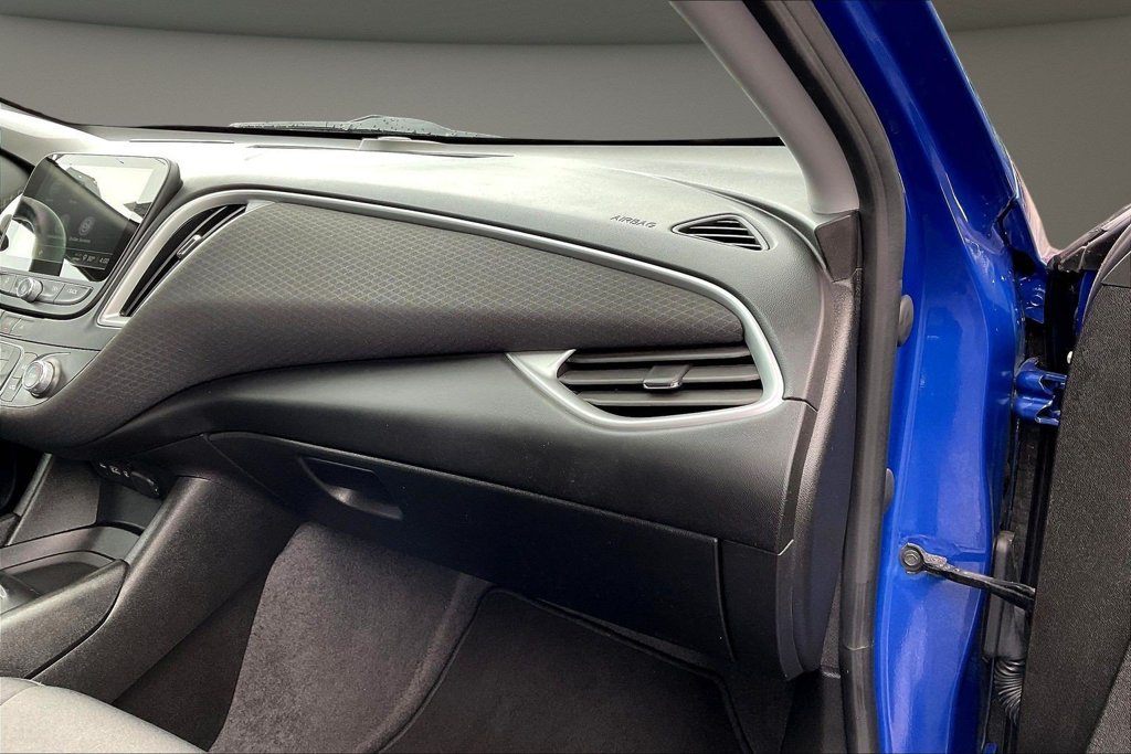 Used 2023 Chevrolet Malibu LS FWD image 28