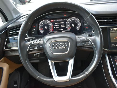 Used 2020 Audi Q7 3.0T Premium Plus w/ Premium Plus Package AWD/4WD image 14