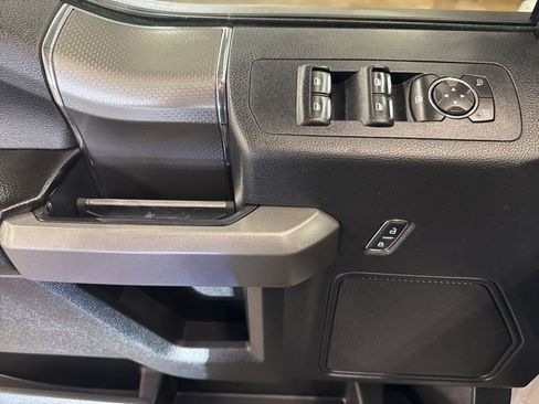 Used 2016 Ford F150 XLT w/ Equipment Group 302A Luxury image 11