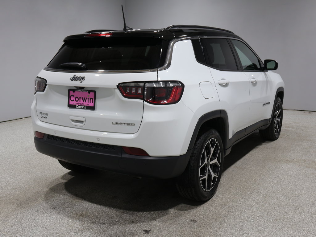 Used 2025 Jeep Compass Limited AWD/4WD image 2