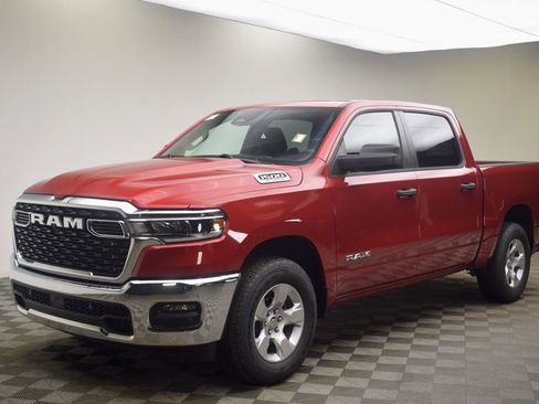 New 2026 RAM 1500 4x4 Crew Cab image 13