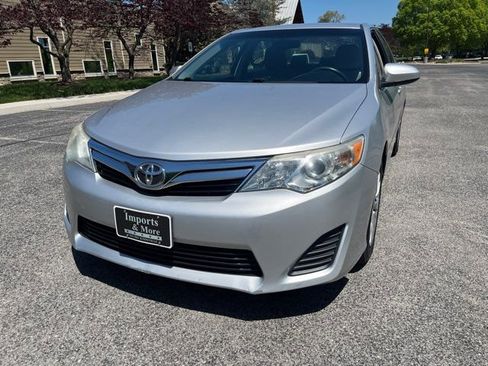 Used 2013 Toyota Camry LE image 11