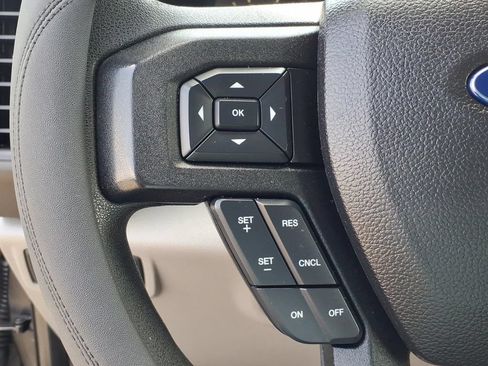 Used 2015 Ford F150 XL w/ Equipment Group 101A Mid AWD/4WD image 10