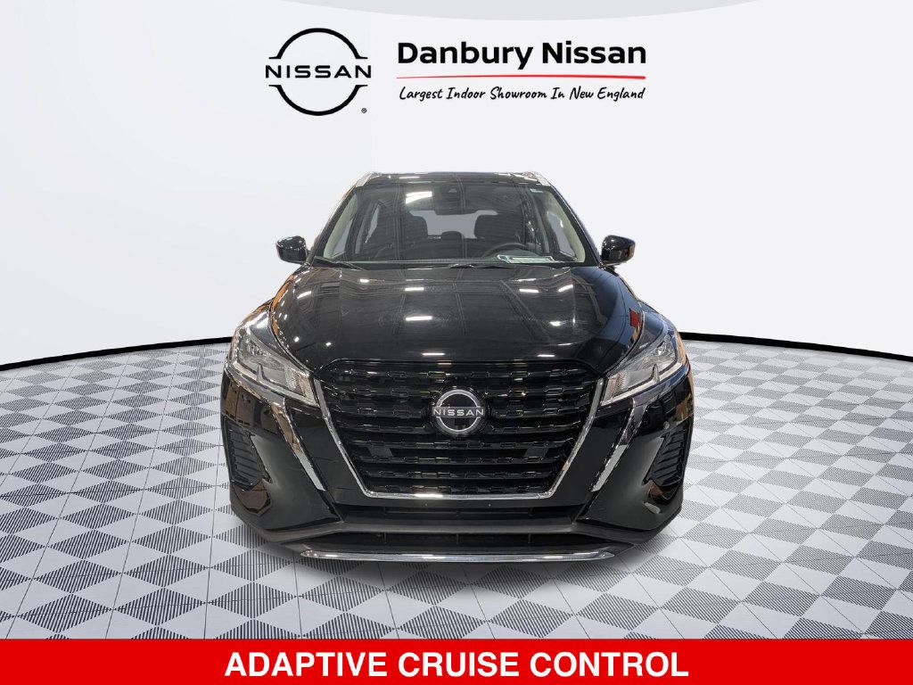 Used 2024 Nissan Kicks SV FWD image 9