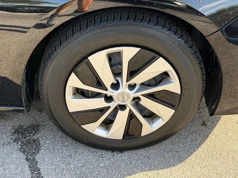 Used 2019 Nissan Altima 2.5 S FWD image 19