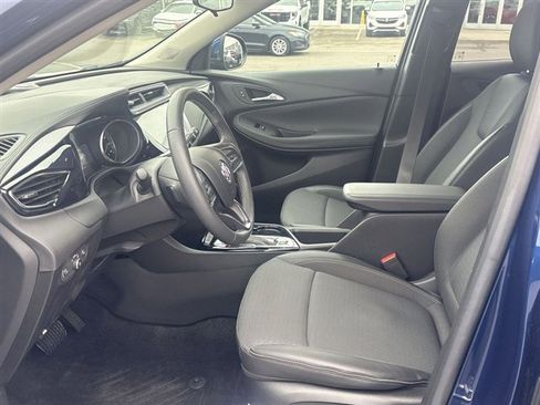 Certified 2023 Buick Encore GX Select w/ Safety Package II image 18
