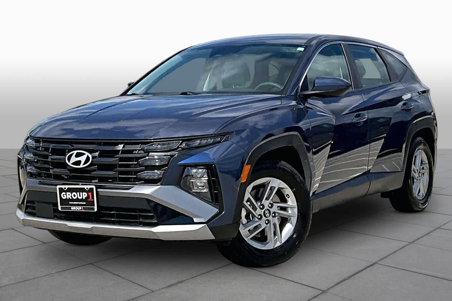 Used 2025 Hyundai Tucson SE FWD image 1