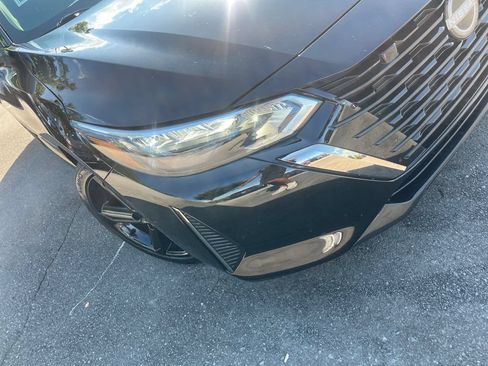 Certified 2024 Nissan Sentra SR w/ SR Premium Package FWD image 36