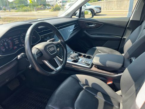 Used 2020 Audi Q7 3.0T Premium Plus w/ Premium Plus Package AWD/4WD image 8