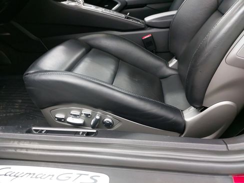 Used 2018 Porsche 718 Cayman GTS image 26