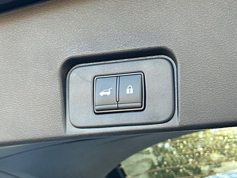 New 2026 Nissan Rogue SV image 19