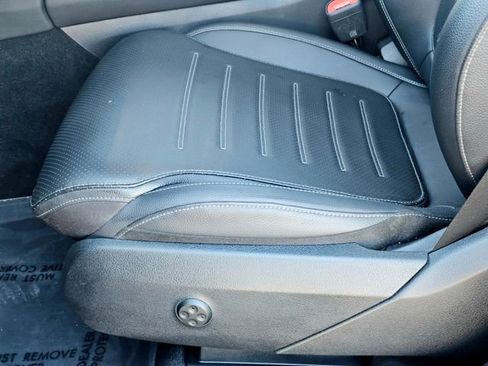 Certified 2024 Mercedes-Benz GLC 300 4MATIC w/ AMG Line image 19