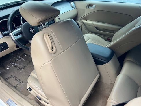 Used 2006 Ford Mustang GT Premium image 23