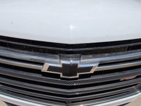 Used 2020 Chevrolet Traverse RS FWD image 12