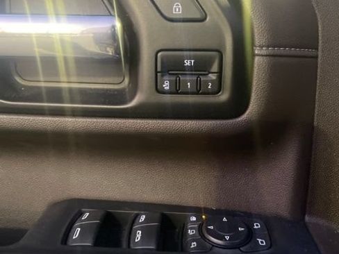 Used 2023 Chevrolet Silverado 2500 LTZ w/ LTZ Premium Package AWD/4WD image 7