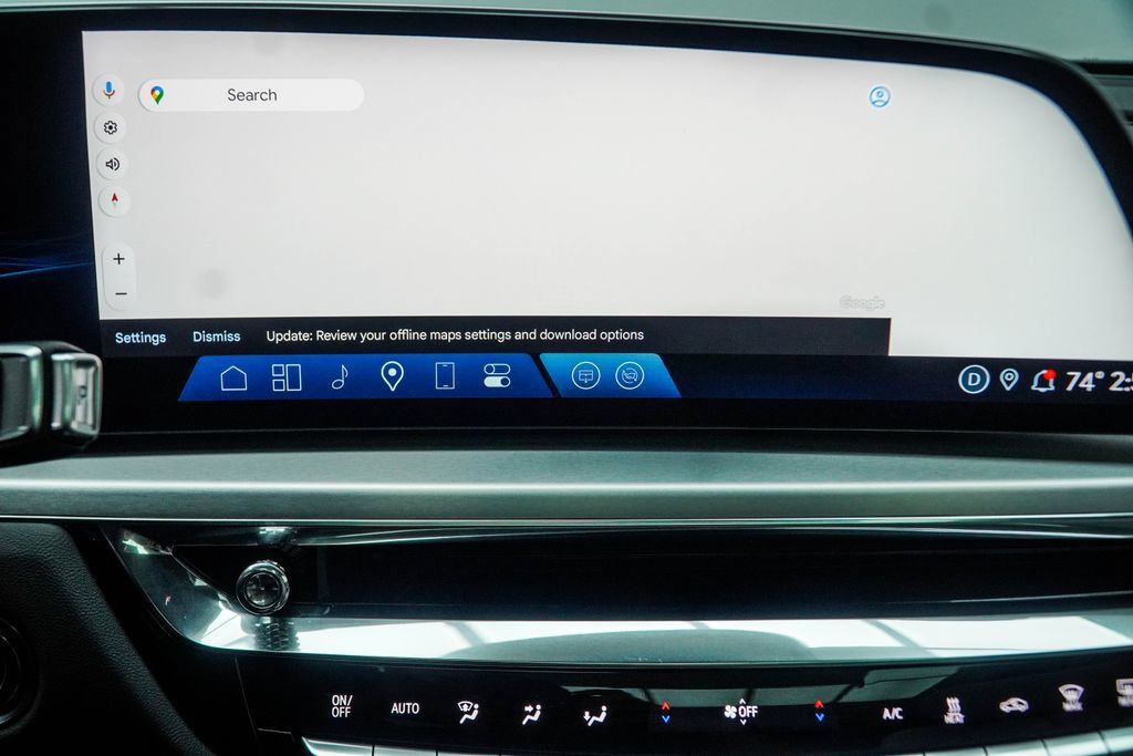 Used 2024 Cadillac Lyriq Sport AWD/4WD image 25