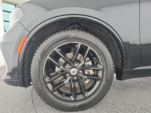 Used 2024 Dodge Durango GT image 40