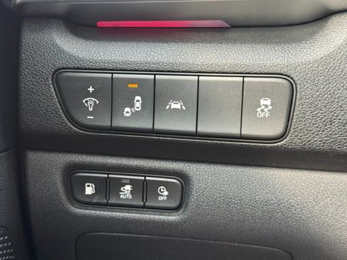 Used 2022 Kia Niro EX Premium FWD image 18