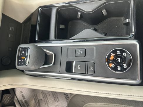 Used 2023 Nissan Pathfinder SL w/ SL Premium Package AWD/4WD image 20
