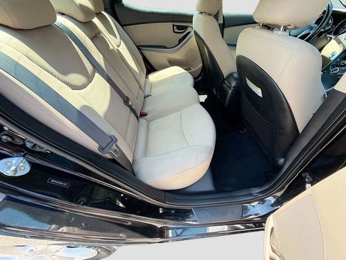 Used 2016 Hyundai Elantra Value Edition FWD image 29