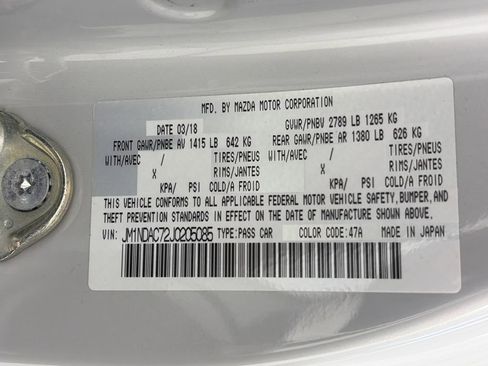 Used 2018 MAZDA MX-5 Miata Club image 9