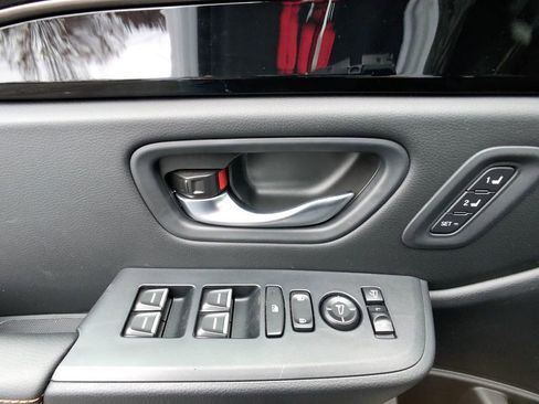 New 2025 Honda Pilot TrailSport image 17