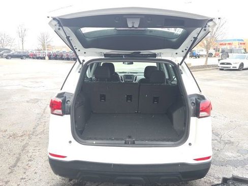 Used 2022 Chevrolet Equinox LS w/ LPO, Floor Liner Package image 8