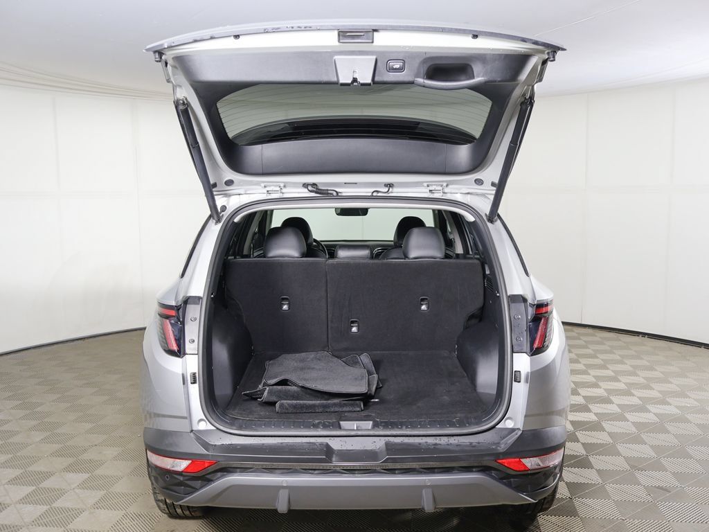 Used 2022 Hyundai Tucson Limited w/ Cargo Package AWD/4WD image 19