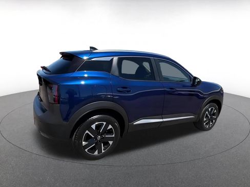 Used 2026 Nissan Kicks SV w/ Cold Weather Package AWD/4WD image 11