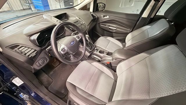 Used 2017 Ford C-MAX SE FWD image 13