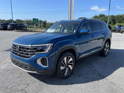 New 2025 Volkswagen Atlas SEL image 9