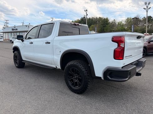 Used 2023 Chevrolet Silverado 1500 ZR2 w/ Technology Package image 4
