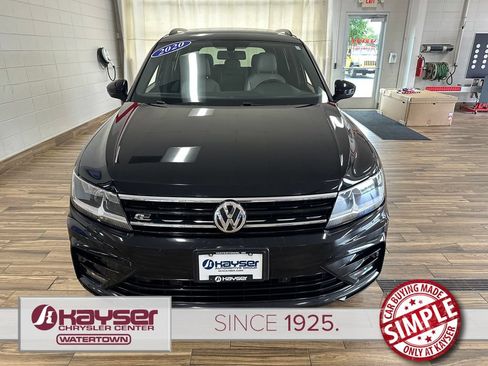 Used 2020 Volkswagen Tiguan SE R-Line AWD/4WD image 7