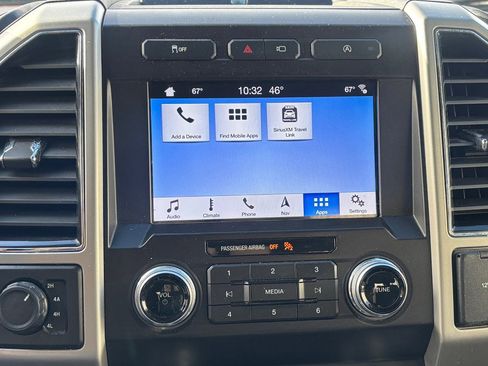 Certified 2019 Ford F150 Lariat w/ Equipment Group 502A Luxury image 45