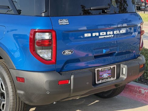 New 2026 Ford Bronco Sport Outer Banks w/ Outer Banks Tech Package+ AWD/4WD image 7