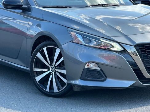 Used 2019 Nissan Altima 2.5 SR w/ SR Premium Package FWD image 38