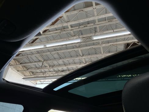 Used 2018 Ford F150 Lariat w/ Equipment Group 502A Luxury image 58