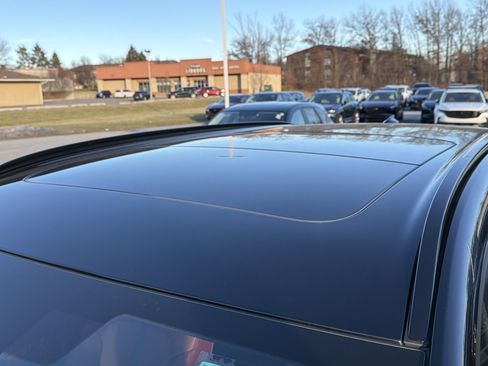 Certified 2025 MAZDA CX-70 Plug-In Hybrid w/ Premium Plus image 9