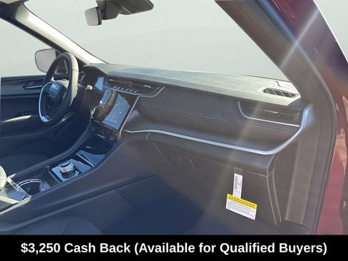 New 2025 Jeep Grand Cherokee Laredo X w/ Luxury Tech Group I RWD image 16