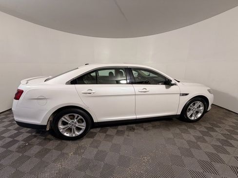 Used 2013 Ford Taurus SEL image 9