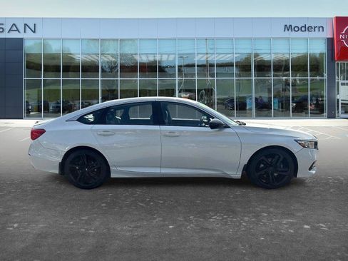 Used 2021 Honda Accord Sport image 4