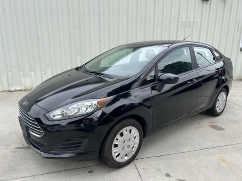 Used 2016 Ford Fiesta S image 7