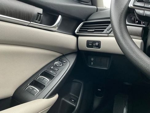 Used 2019 Honda Accord EX image 22