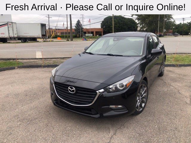 Used 2018 MAZDA MAZDA3 Touring FWD image 2