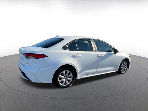 Used 2021 Toyota Corolla LE w/ Carpet Mat Package (TMS) image 15