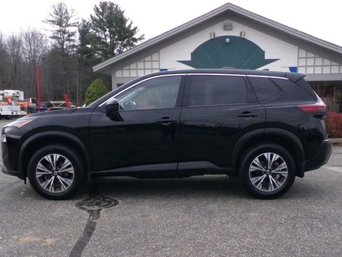 Used 2021 Nissan Rogue SV image 8