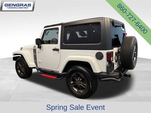 Certified 2018 Jeep Wrangler Sport AWD/4WD image 4