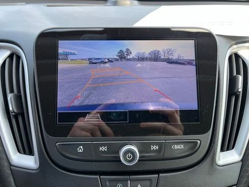 Used 2024 Chevrolet Malibu LS FWD image 26