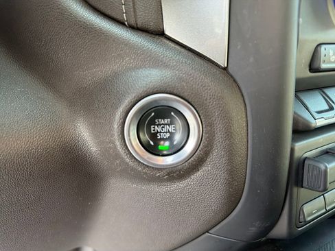 Used 2021 Chevrolet Silverado 1500 LTZ image 39